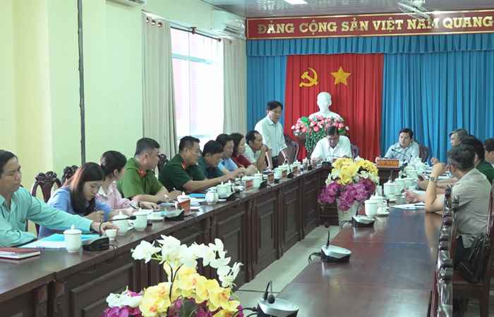 Đoàn giám sát của Tỉnh ủy Sóc Trăng làm việc với Ban Thường vụ Huyện uỷ Trần Đề